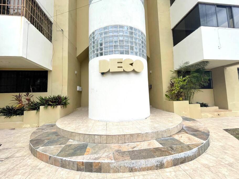 DECO 2 Downtown 3 bed Apartment renewed - B&B