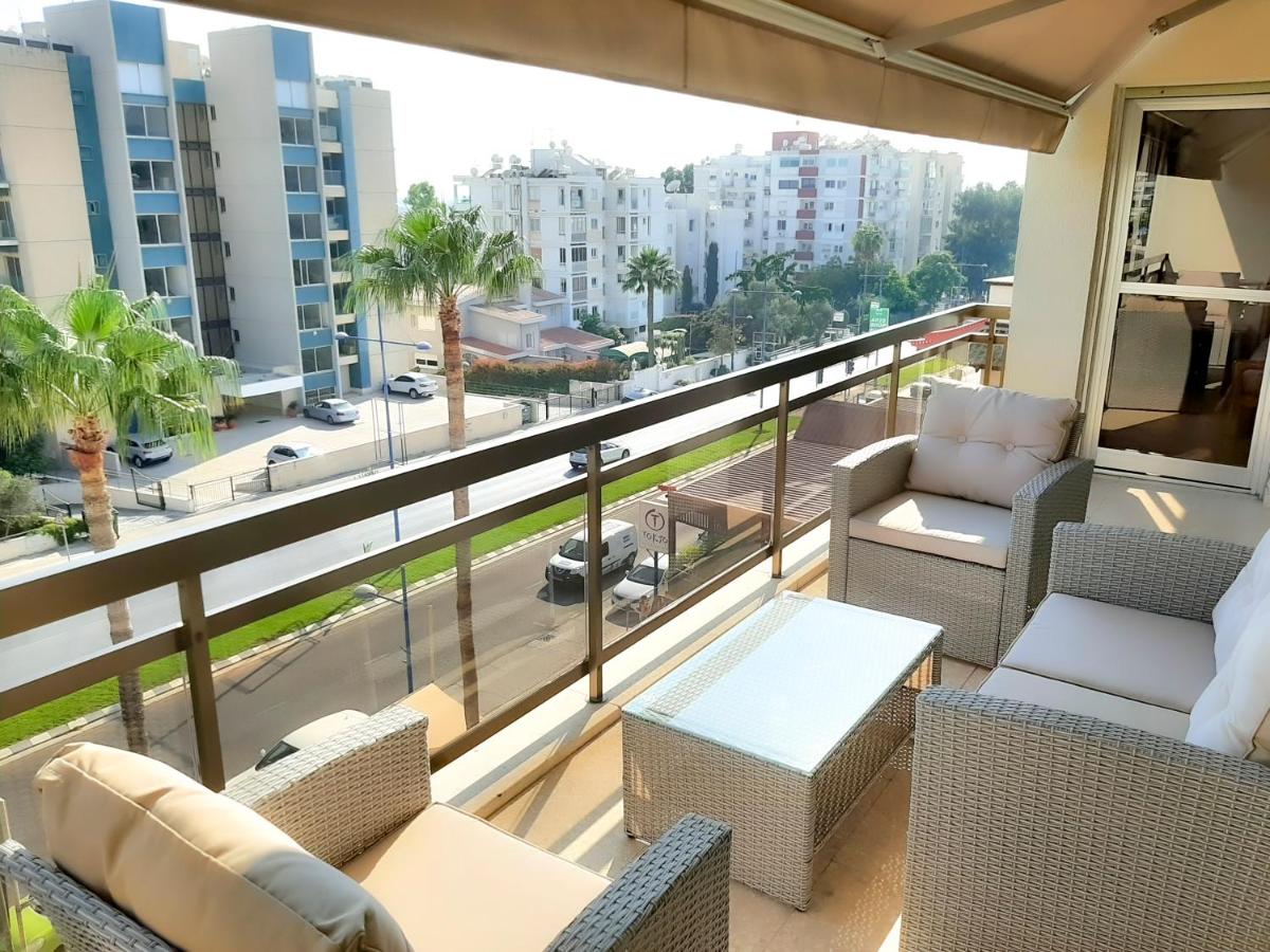 Samson Sea Breeze, 3bed sleeps 6, free WiFi - B&B Limisso