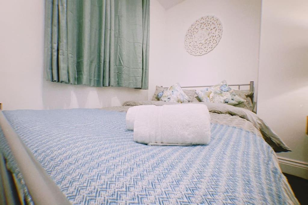 Cosy & Comfortable - Heart of Hove - Beach Getaway - Chambres d’hôtes