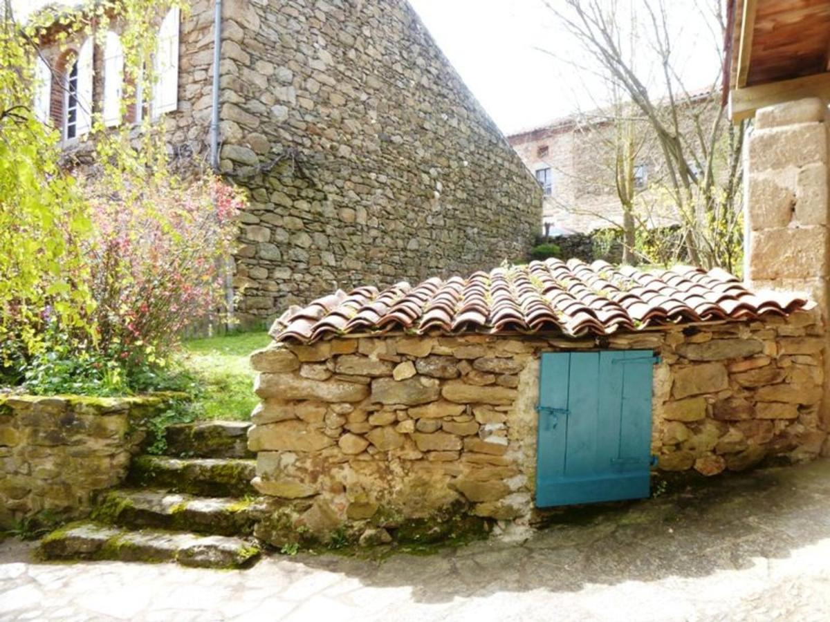 Gîte familial avec grande terrasse à Auzat, proche baignades et sites historiques - FR-1-582-183 - Chambres d'hôtes Villeneuve-d'Allier