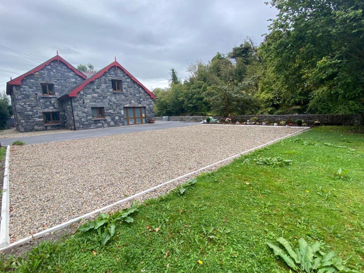 Salmon Weir Lodge - B&B Cong