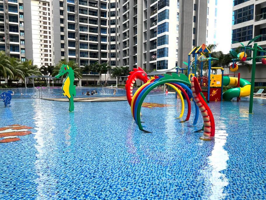 5min to Jonker Walk Town Area by De Avenue Stay - B&B