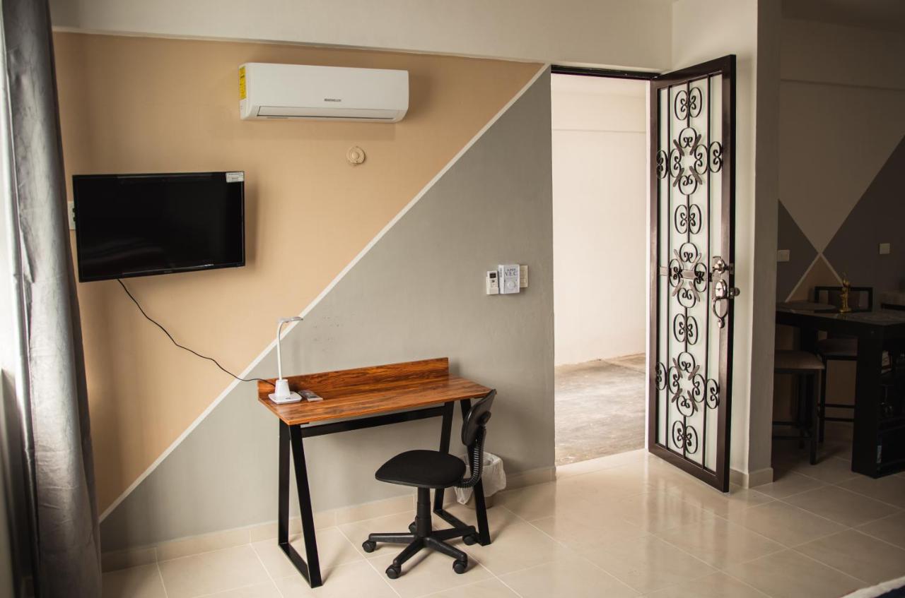 Departamento Orellana 1 - B&B