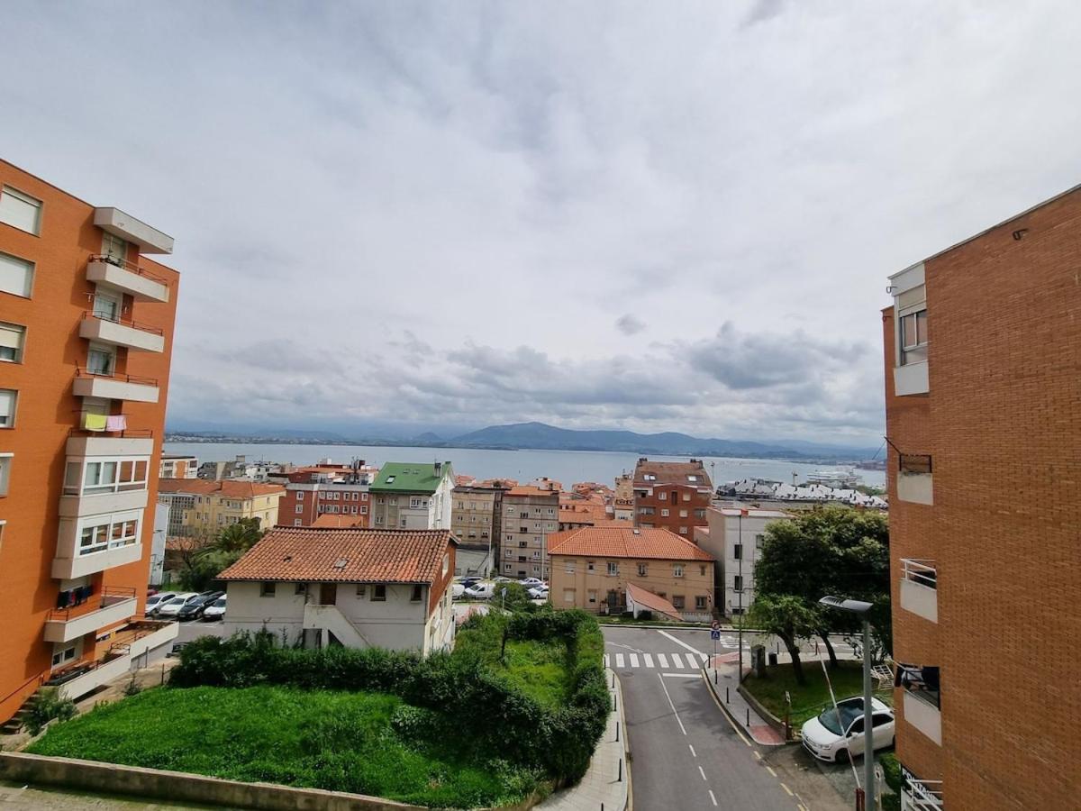 C01A01 Apartamento Moderno con vistas al mar - Ferienwohnung