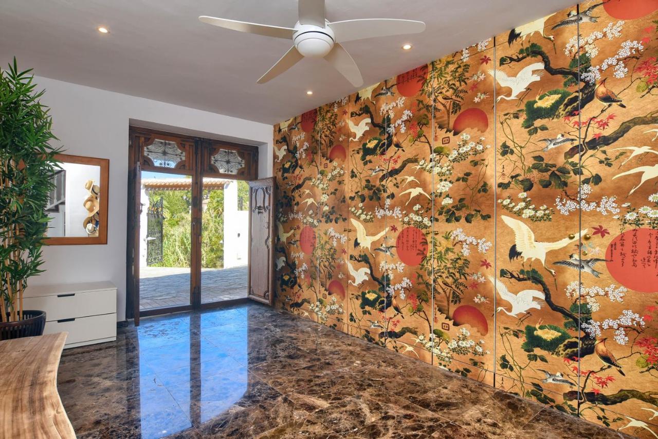 Sunset Villa Javea with private pool,tennis and padel court - B&B