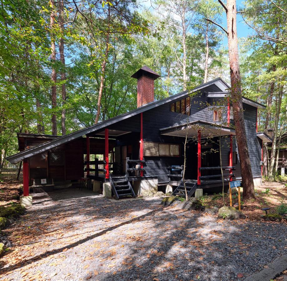 B&B Azumaiōkōzan - HARUNA WING Private cottage in the forest overlooking the golf course - Bed and Breakfast Azumaiōkōzan