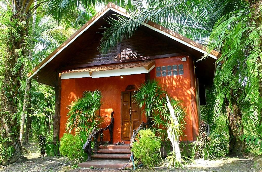 Villa with Garden View