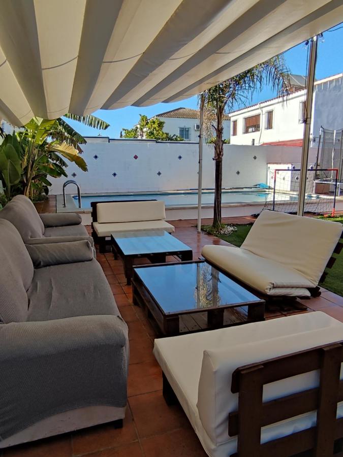 Apartamento privado con piscina y jardin compartidos. - B&B