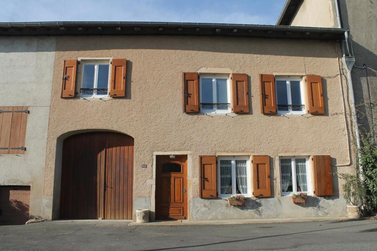 Gîte Fleurs de Gamay au coeur du Beaujolais - Chambres d’hôtes Lancié