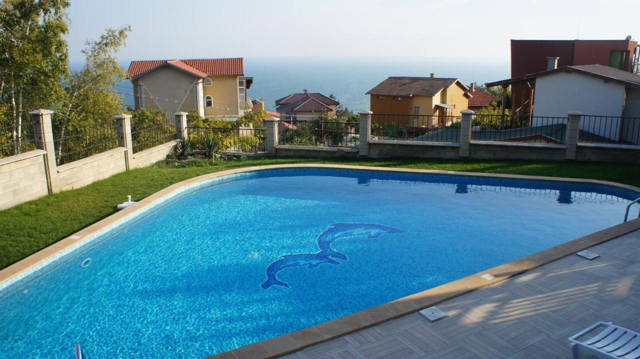 Summer Breeze Villa - B&B Balchik
