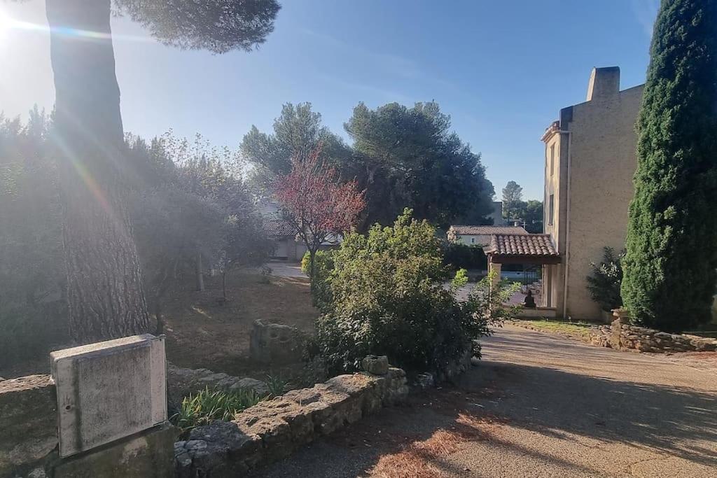 Villa de 240 m2 au calme avec piscine - Chambres d’hôtes