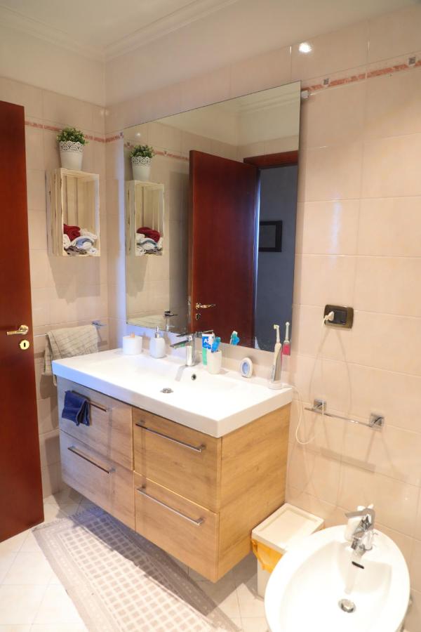 Camera Familiare con Bagno in Comune