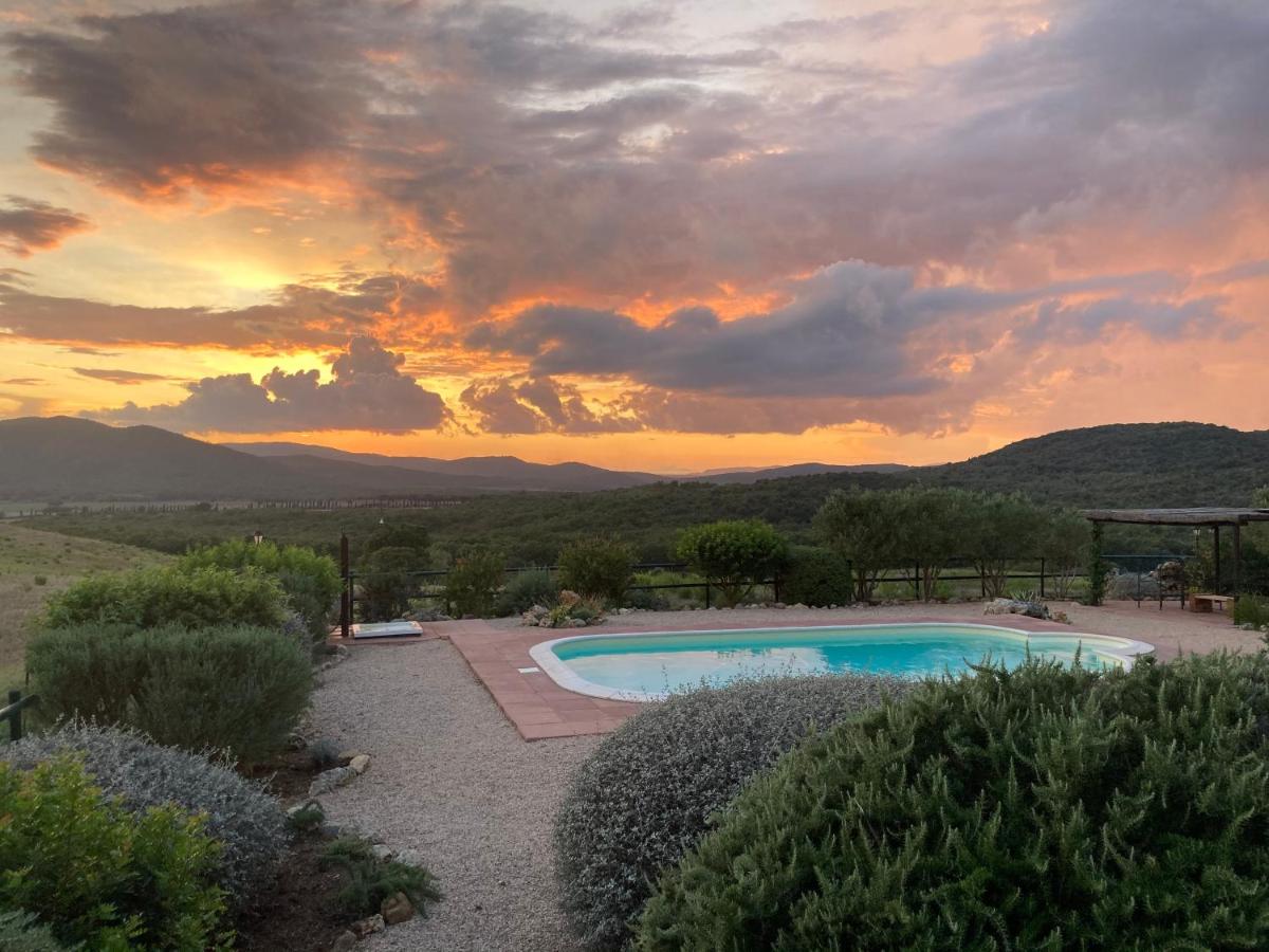 La Villa de I Casali del Troscio - B&B Capalbio