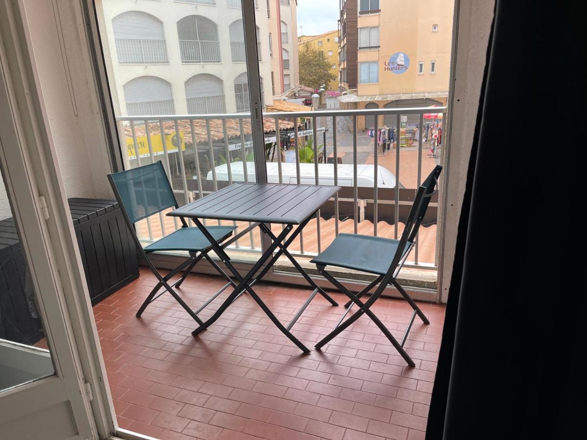 Studio tout confort Climatisé avec Wifi à 2mn à pied de la plage - B&B
