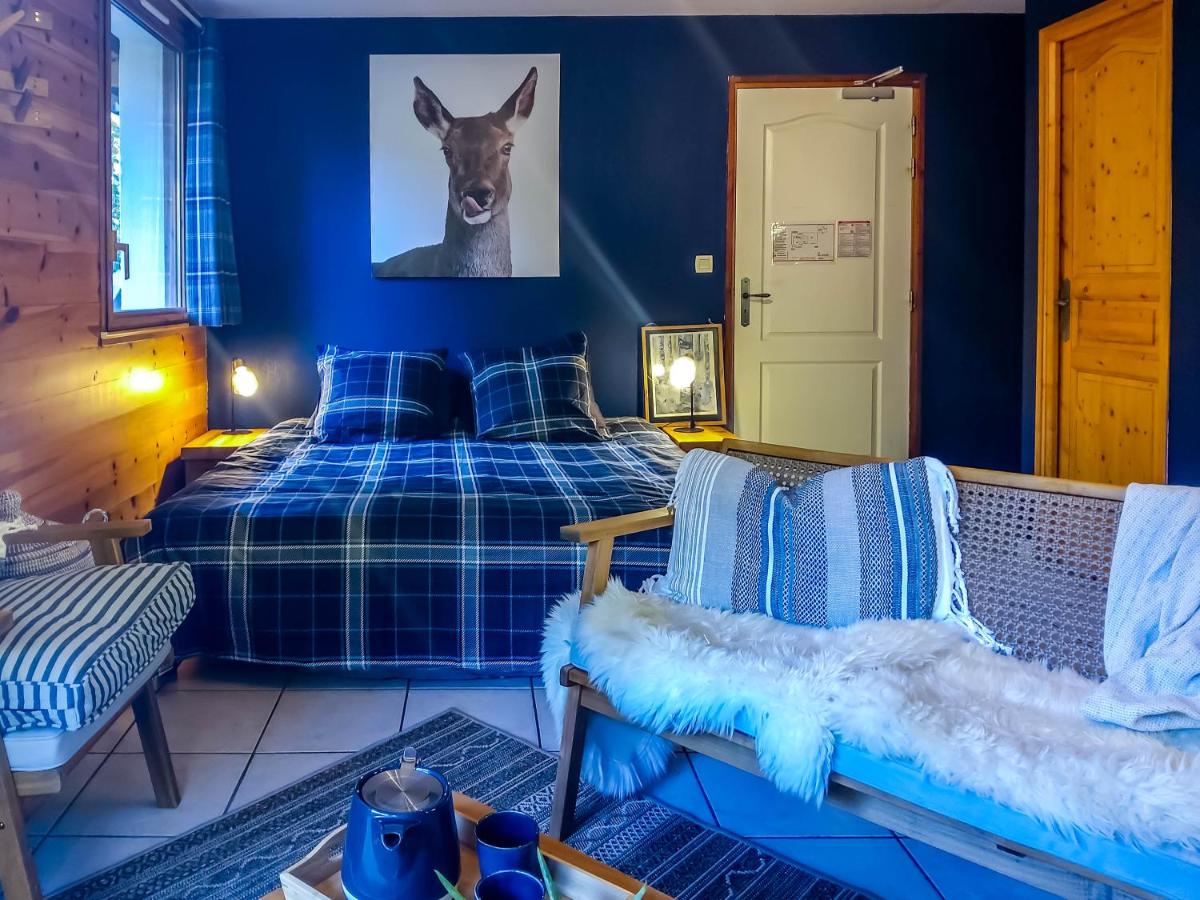 Quadruple Room with Private Bathroom