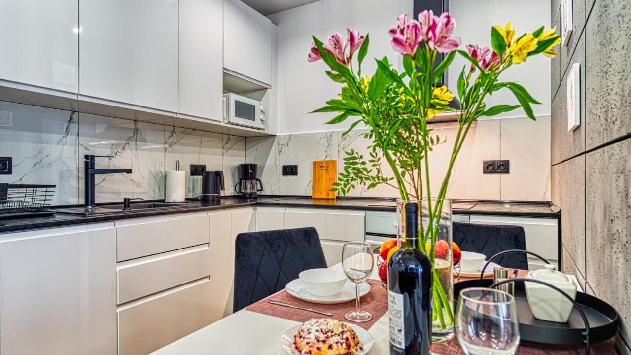 Apartament Angelika G1 z Prywatną Sauną, 3 sypialniami, 2 łazienkami - 5D Apartamenty - Chambres d'hôtes Świeradów-Zdrój