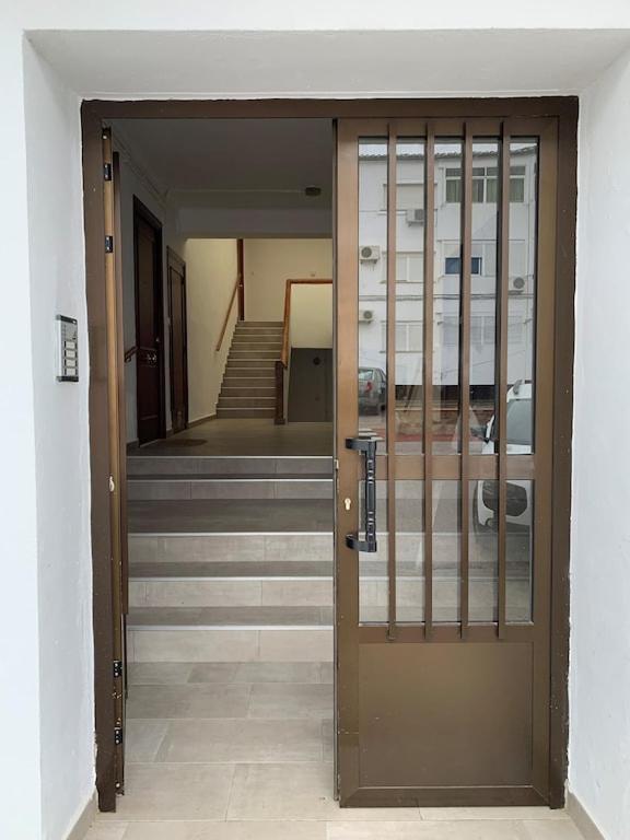 TRUJILLO CUÉNTAME -Apartamento bien equipado, de fácil aparcamiento y acceso-Ideal punto de partida de sus rutas - Bed and Breakfast