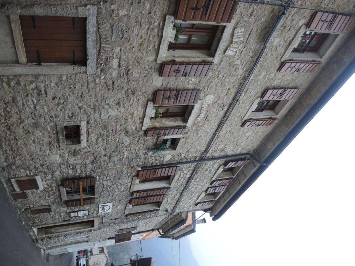 Agriturismo Crodi - Bed and Breakfast