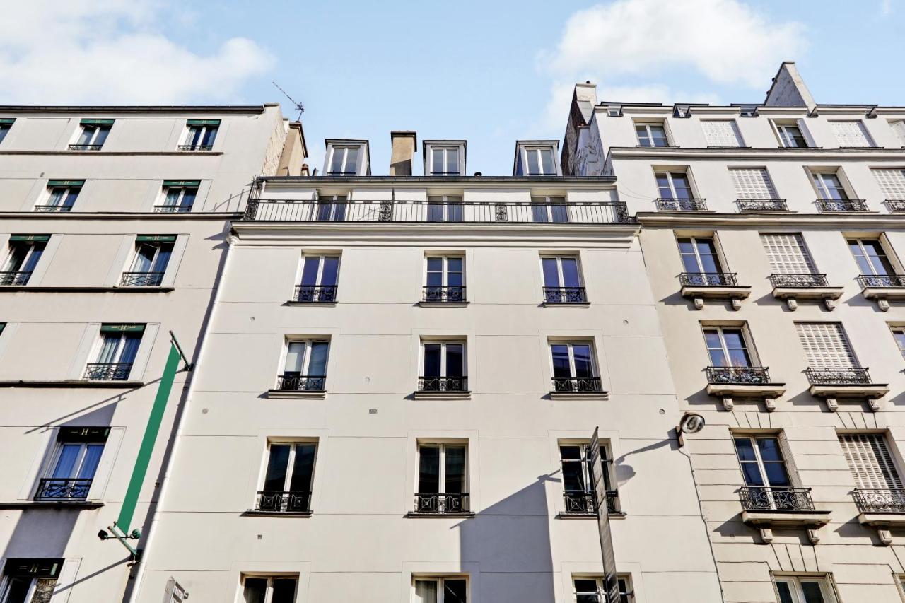 Pick A Flat's Apartments in Saint-Lazare - Rue de Londres - B&B