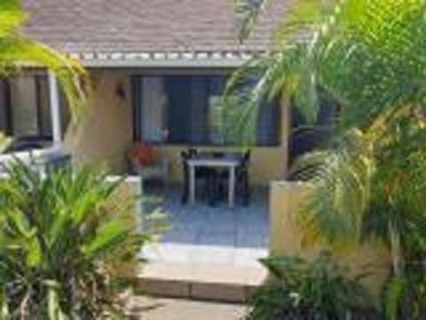 23 Manzini Chalets-Pumba's Den - B&B