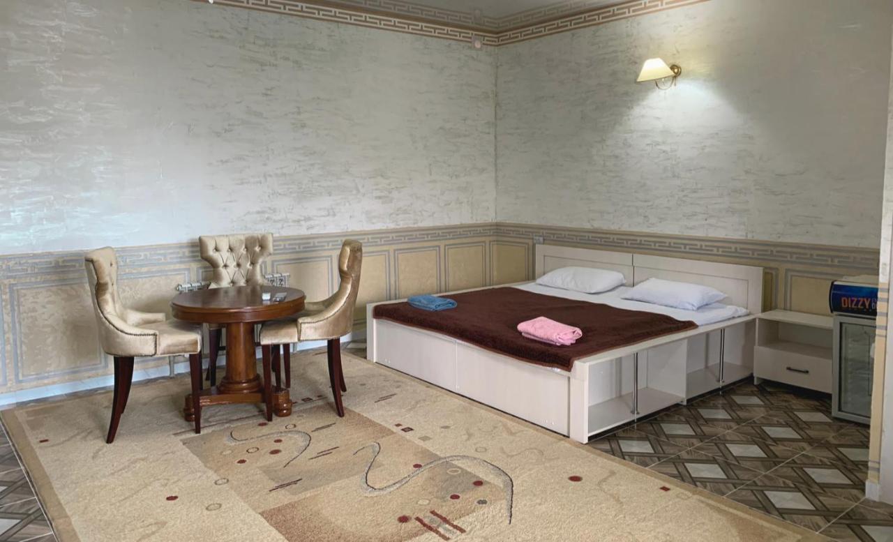 Nlife hotel - B&B Kapchagay