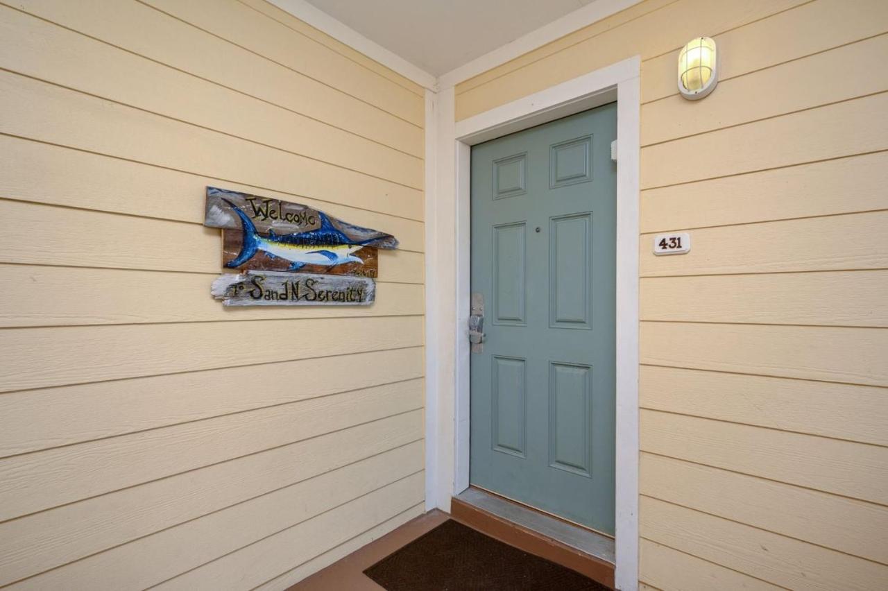 200 yds to private gated beach access- 3BR-2BA- quiet location in the heart of Destin! - B&B