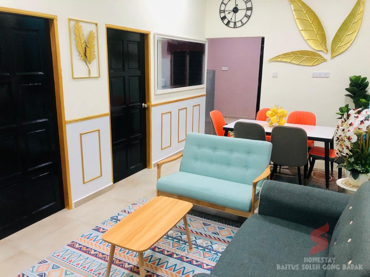 Airport View Homestay Kuala Terengganu - B&B