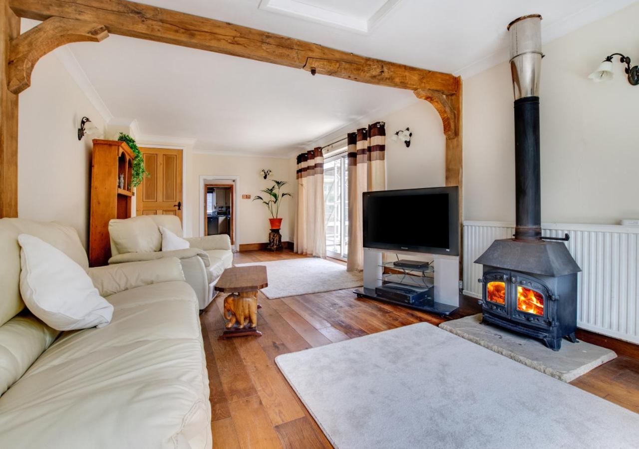 2 Benhall Green - B&B
