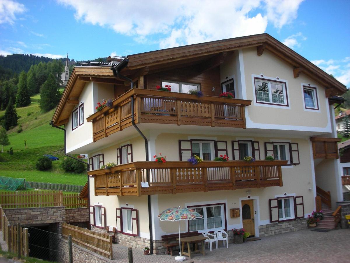 Apartamento con balcón