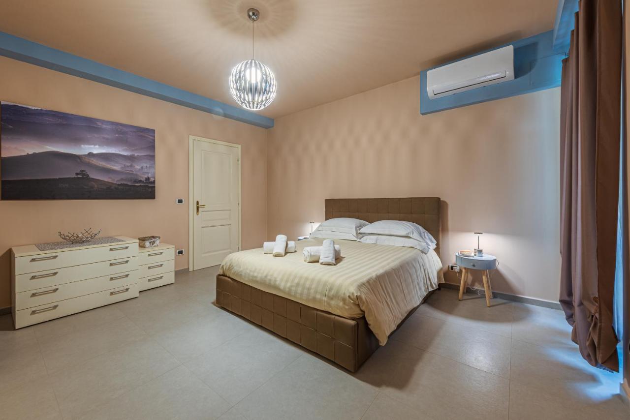 Appartamento con 3 Camere da Letto e con Balcone