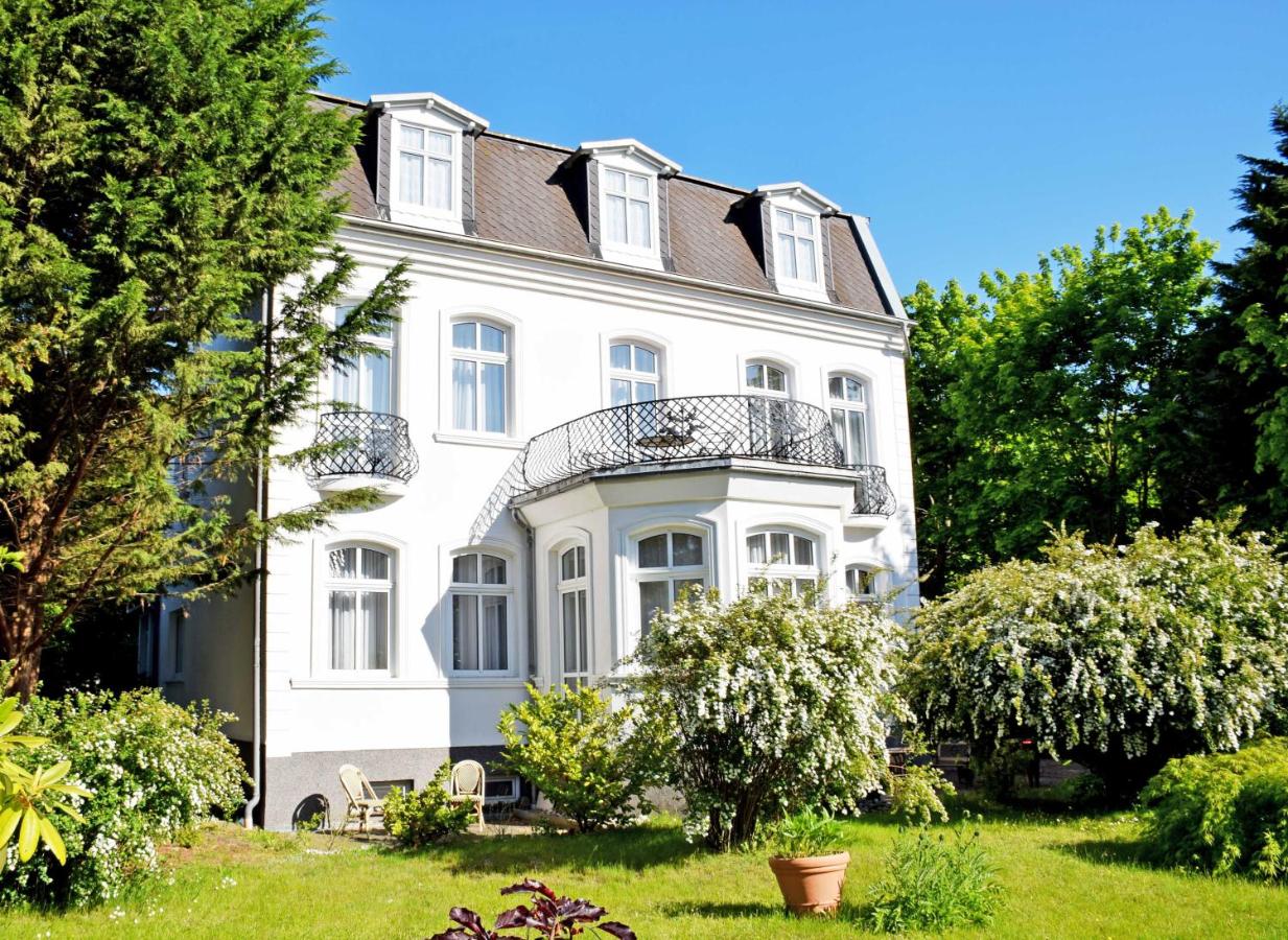 B&B Ostseebad Baabe - Villa im Ostseebad Baabe - Bed and Breakfast Ostseebad Baabe