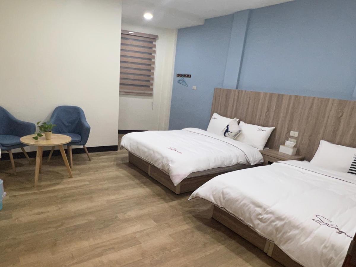 Quadruple Room with Private Bathroom