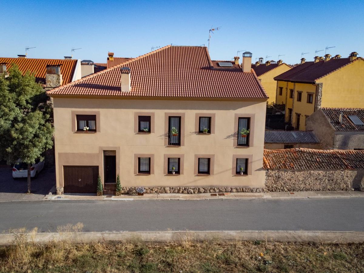 La Casona de Trescasas - B&B