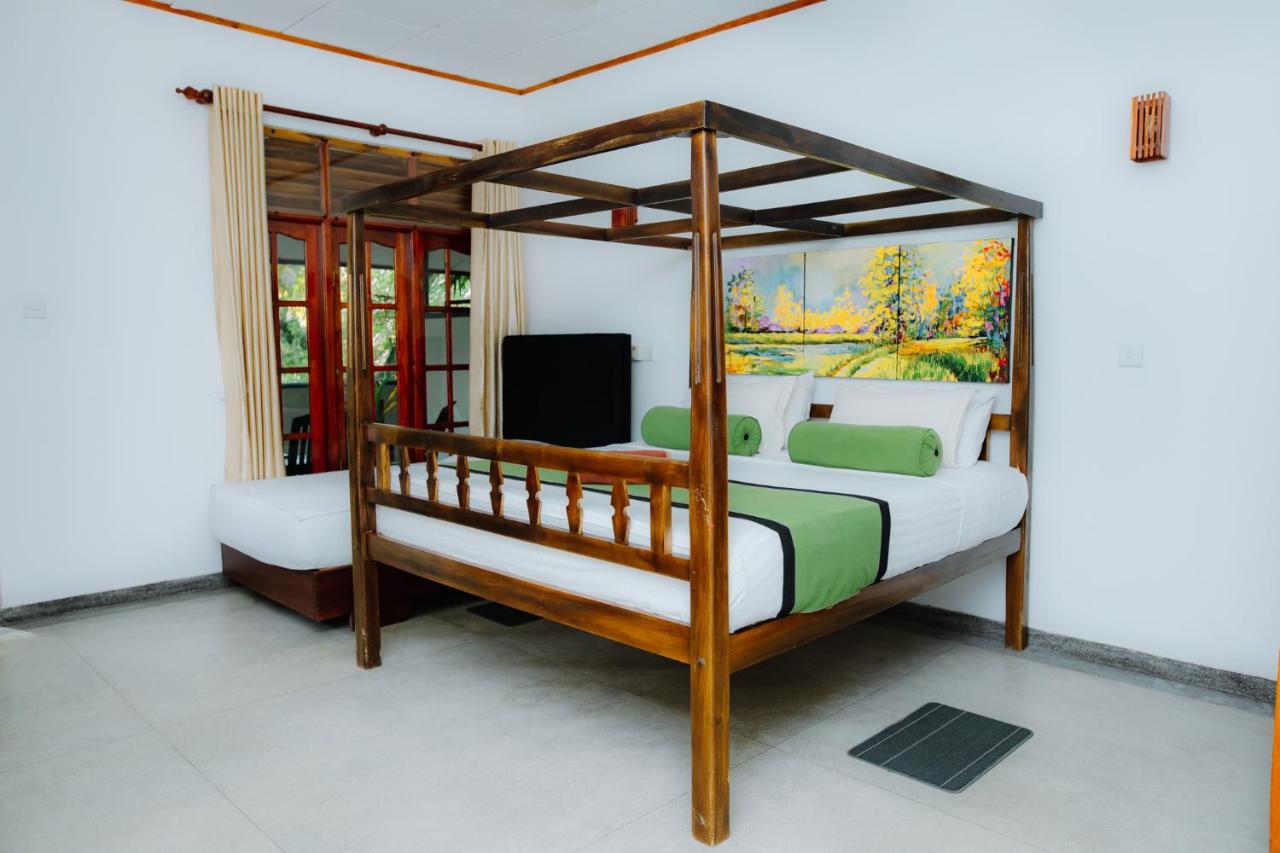 Habitación Triple con balcón