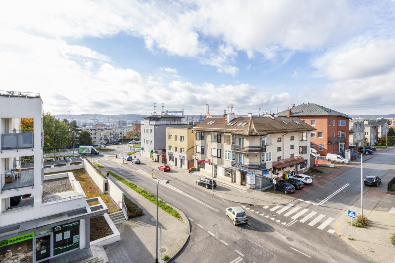 Navalis Apartments Tricity-Gdynia by Noclegi Renters - B&B
