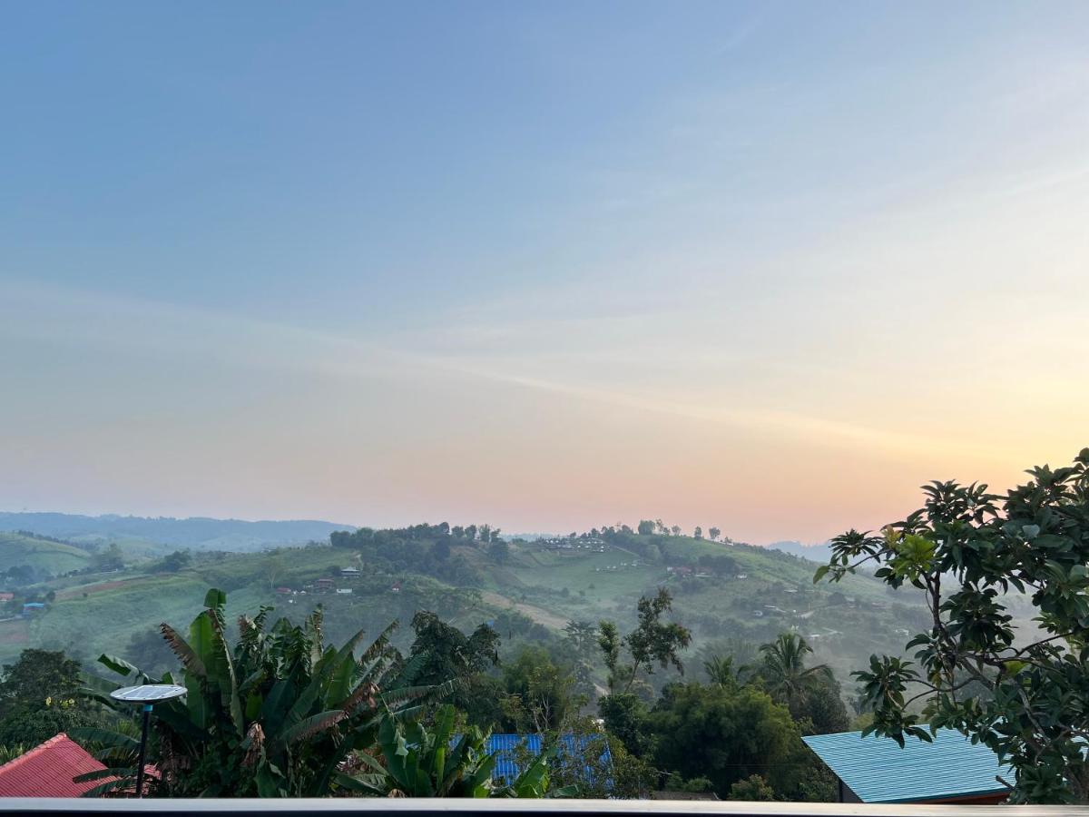 Double or Twin Room with Mountain View