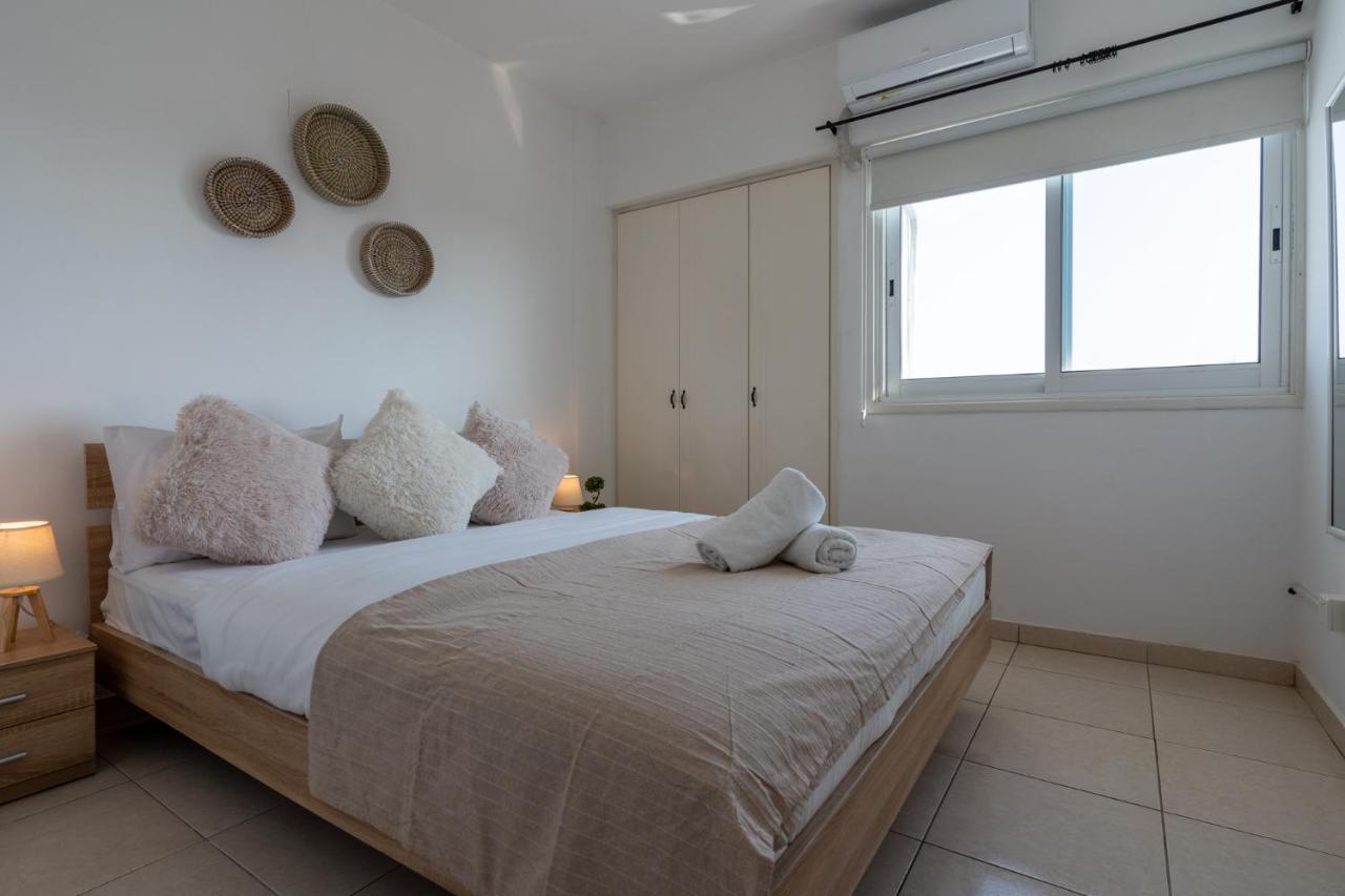 Anais 1-Bedroom Apartment in Mackenzie - B&B Larnaka