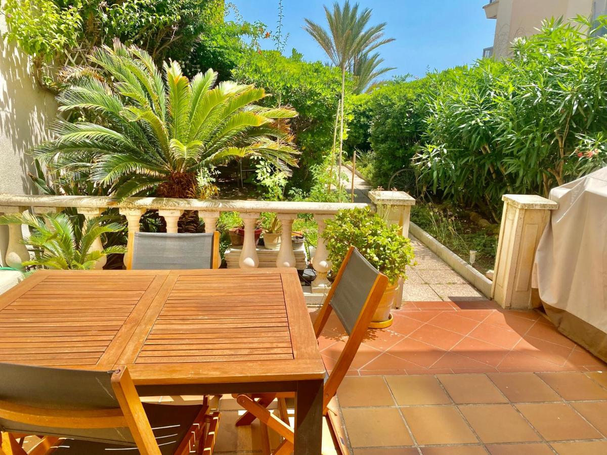 B&B Cannes - Authentic and beautiful one bedroom apartment Seafront with Garden Cannes - Bed and Breakfast Cannes