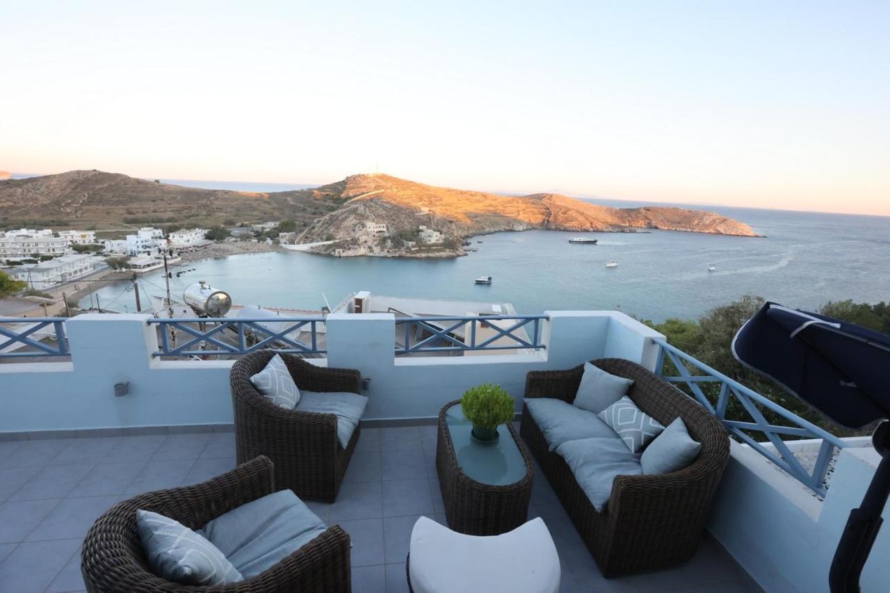 B&B Vari - Vacation house with stunning view - Vari Syros - Bed and Breakfast Vari