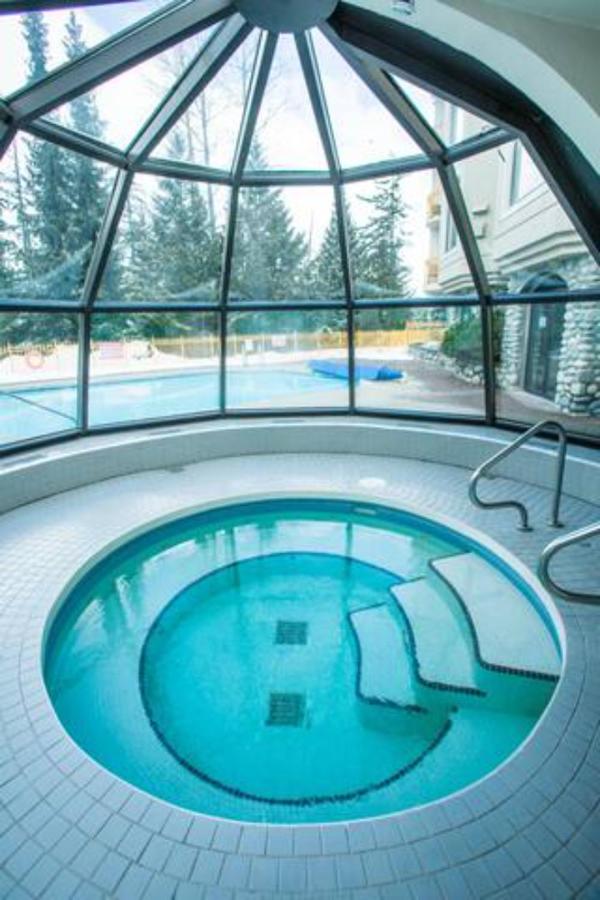 1BR in Marquise, Dog Friendly, Close to Ski Hill, Pool, Sauna, Hot Tub, Fitness Suite, AC - Ferienwohnung Whistler