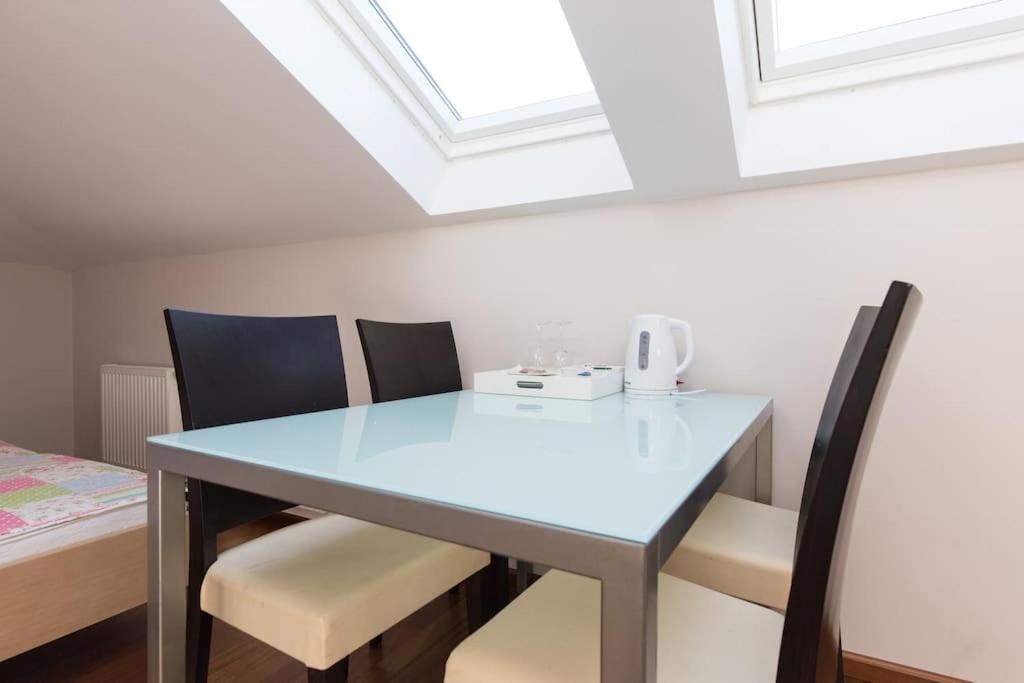 Villa Ajda - Top Room - Ferienwohnung Omisalj