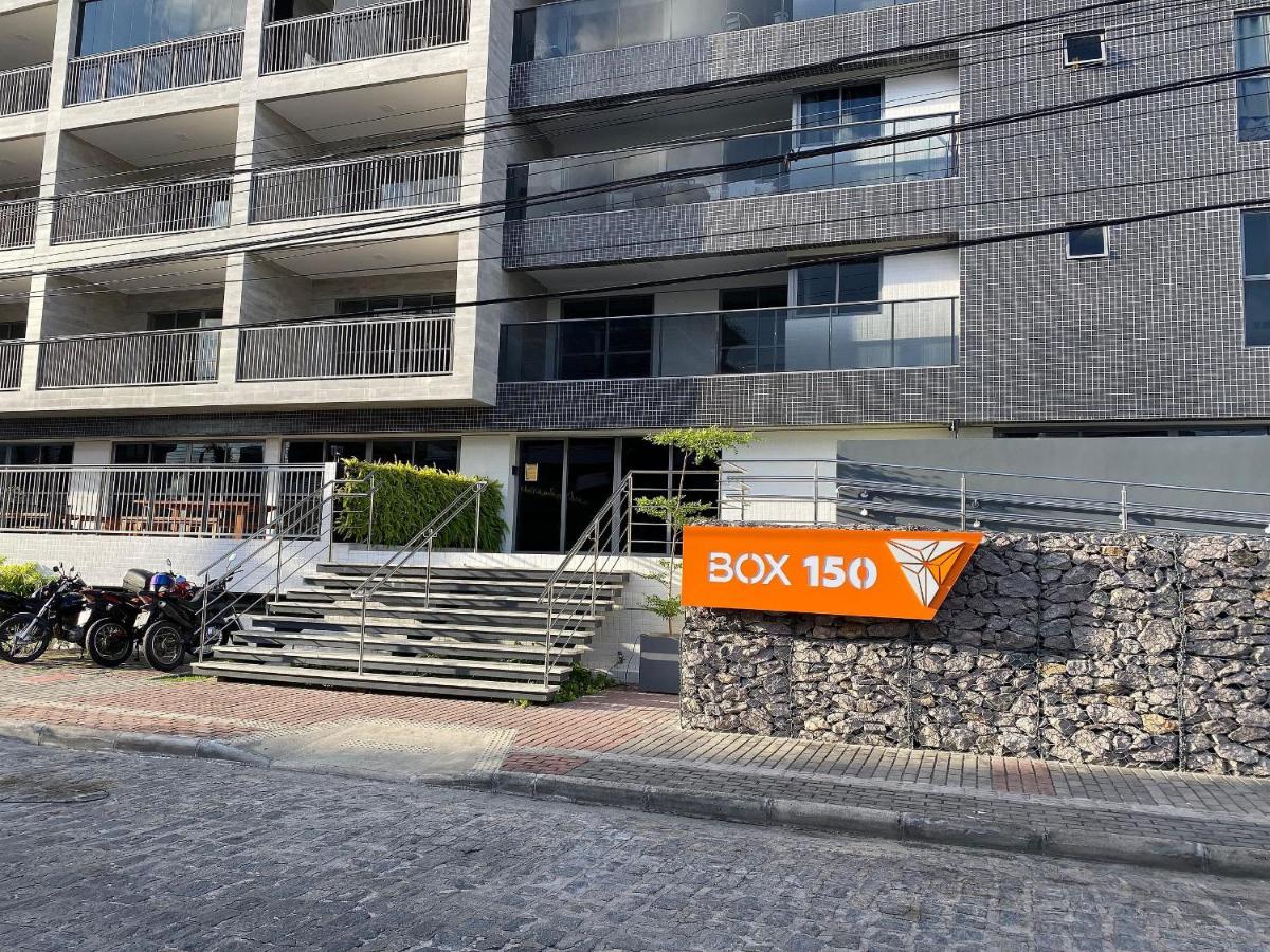 Bela Hospedagem - Design e conforto no Box 150 - B&B