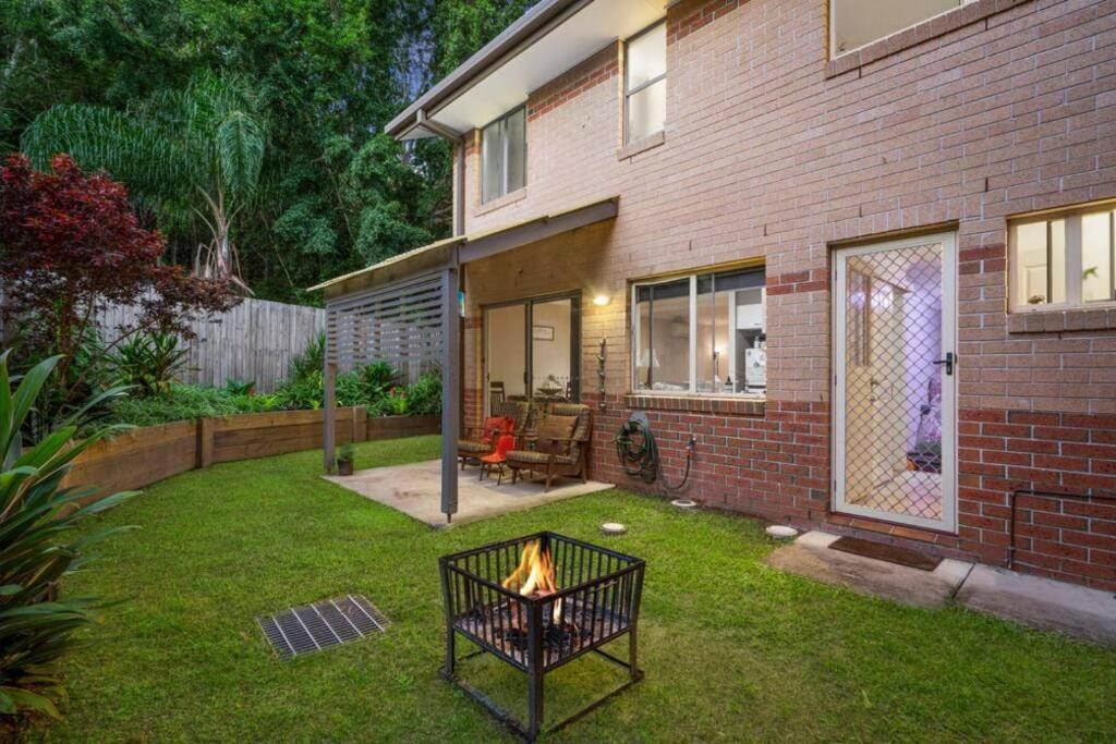 B&B Gold Coast - Cheerful 3-bedroom in the heart of Burleigh Heads - Bed and Breakfast Gold Coast