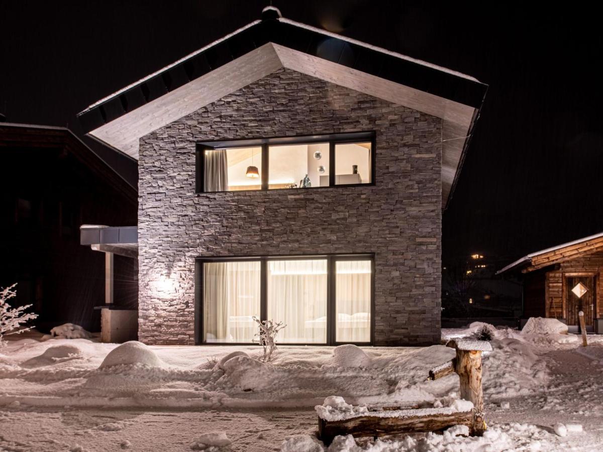 Chalet in Wald im Pinzgau near Krimml Falls - B&B Wald im Pinzgau