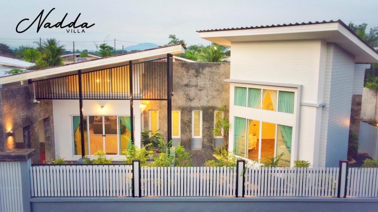 Nadda Pool Villa Ranong - B&B