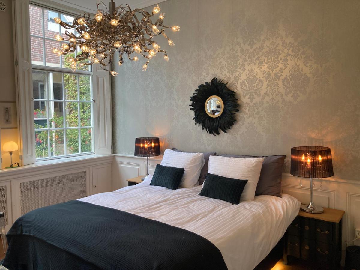 B&B Haarlem - GuesthouseOne - Bed and Breakfast Haarlem