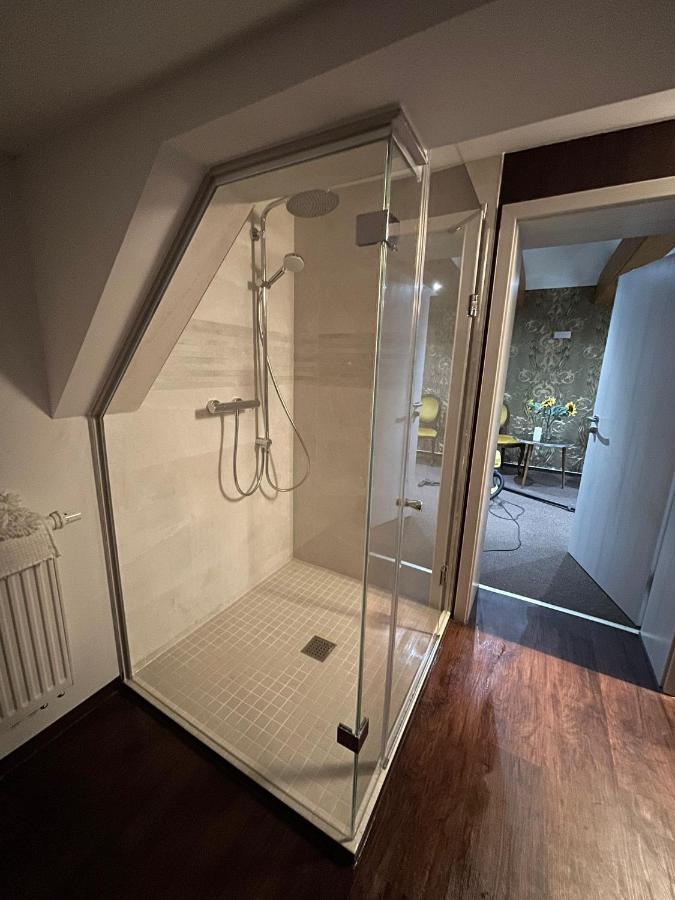 Chambre Double Deluxe avec Douche