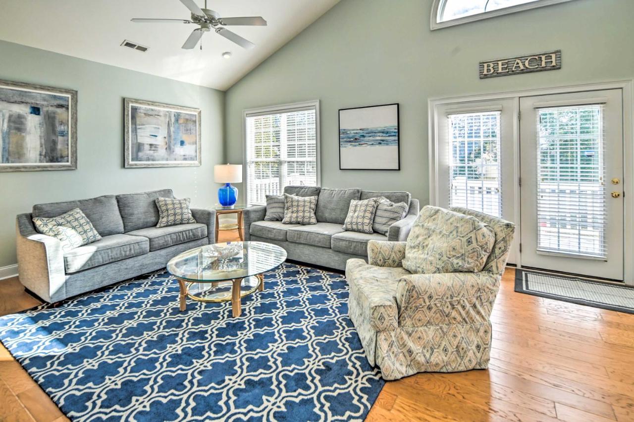 1 Mi to Beach and Hot Tub Murrells Inlet Retreat! - Bed and Breakfast Myrtle Beach