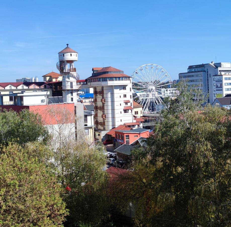 Fast Apartment in the centrum - Ferienwohnung Levice