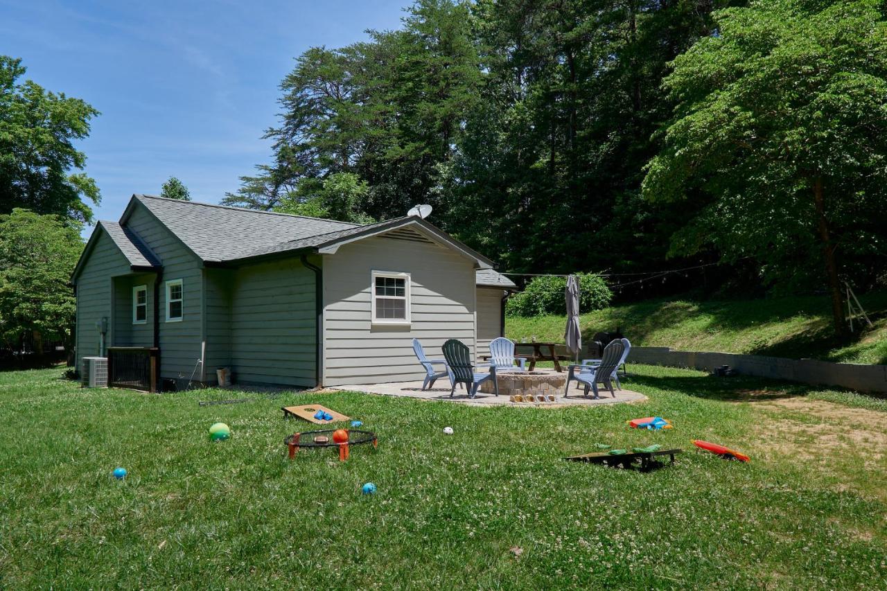 Private Peaceful House near Lake Lure Chimney Rock - Chambres d’hôtes Rutherfordton